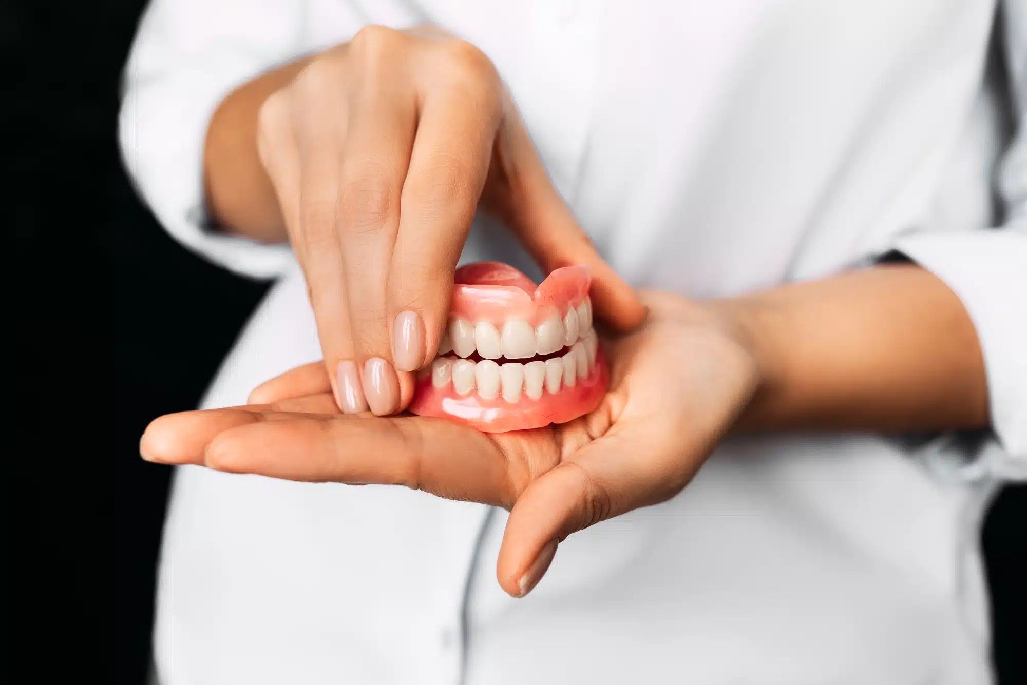 Niente più dentiere: arriva il famaco che fa ricrescere i denti