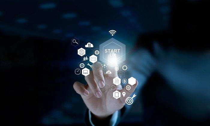 Il Panorama delle Startup in Italia: Settori emergenti, fonti di finanziamento, consigli per il successo e il progetto “Presenta la tua STARTUP MAGAZINE”